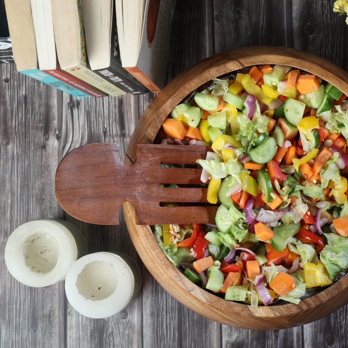 Salad Bowl (Large) With Set of 2 Servers